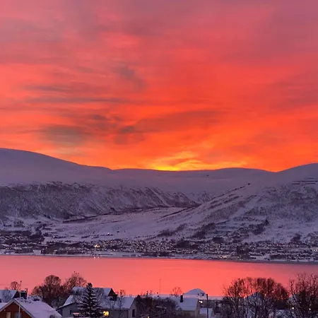 Arctic Retreat - Spacious Next To Amazing Nature * Tromsø