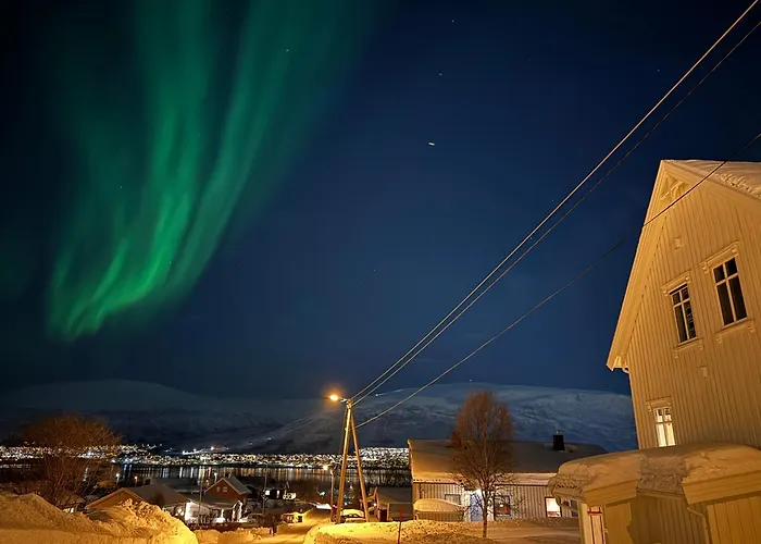 Arctic Retreat - Spacious Next To Amazing Nature