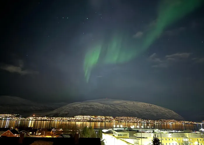 Arctic Retreat - Spacious Next To Amazing Nature Tromsø