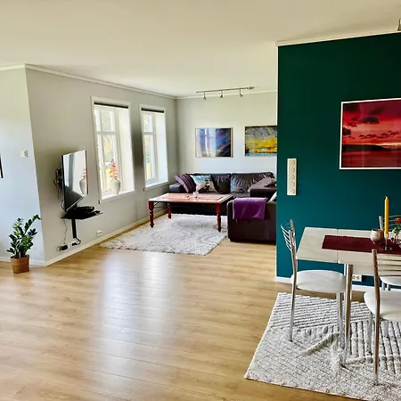 Arctic Retreat - Spacious Next To Amazing Nature Tromsø